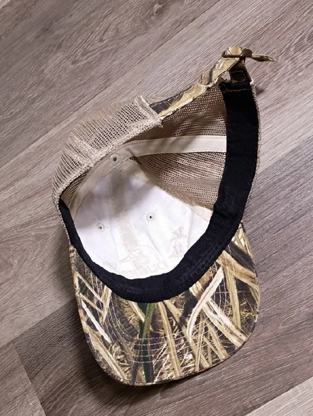 Ducks Unlimited Camo  Cap with Embroidered Logo‎